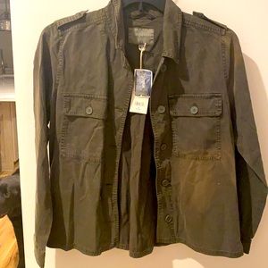 Lightweight hunter green jacket